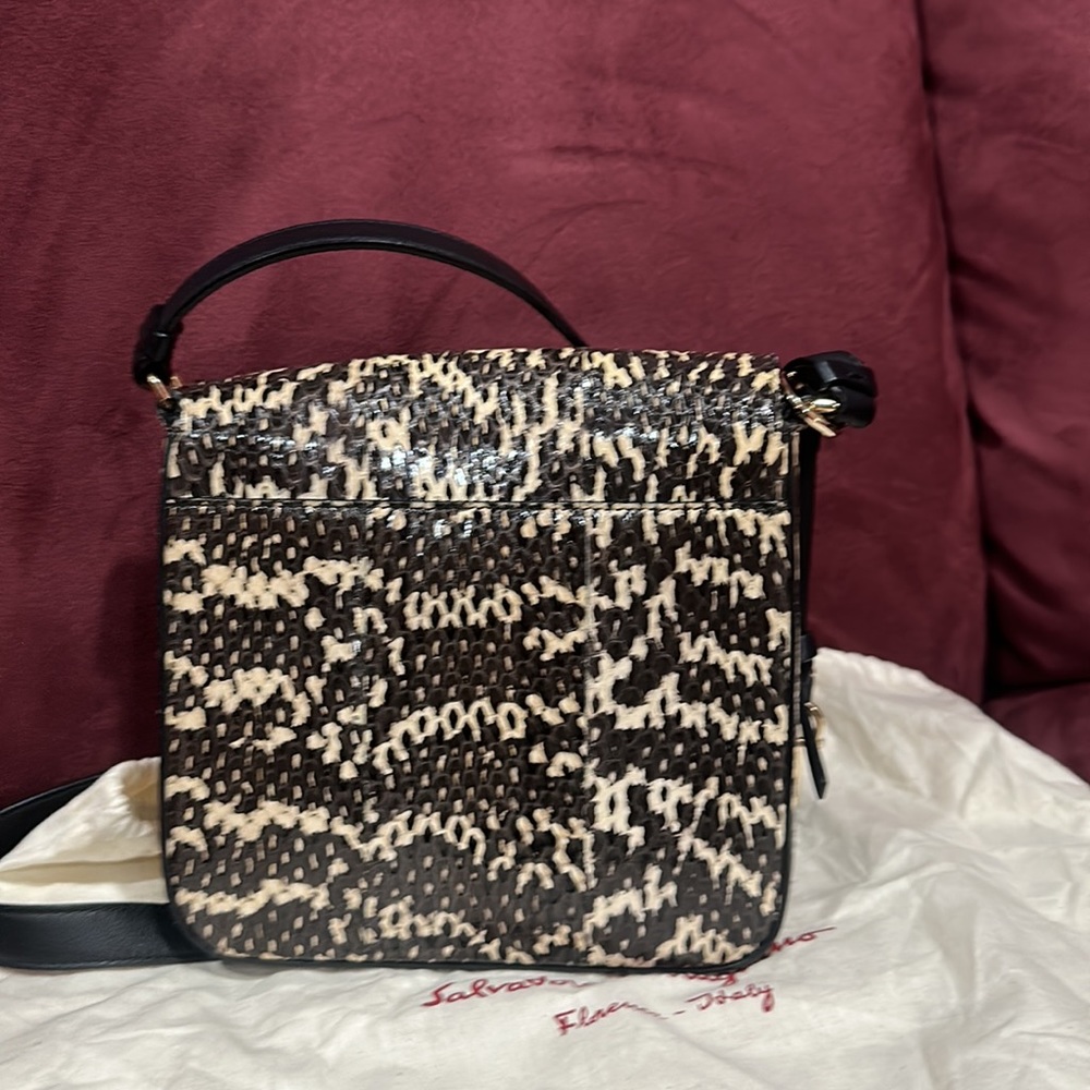Salvatore Ferragamo Cross Body - Picture 3 of 5